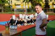 T. Michalik podczas spotkania z uczniami