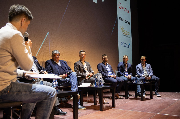 Uczestnicy trzeciej debaty podczas Forum Poznańskiego Sportu
