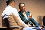 Wiktor Chabel podczas debaty